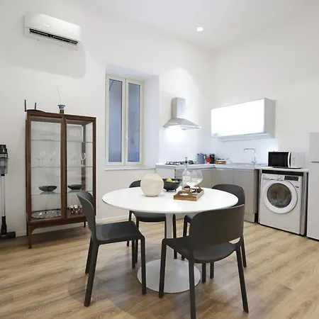 Devalu Politeama - Elegante Al Politeama *